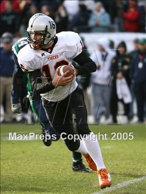 Thumbnail 2 in Grand Junction vs. ThunderRidge (4A State Final) photogallery.