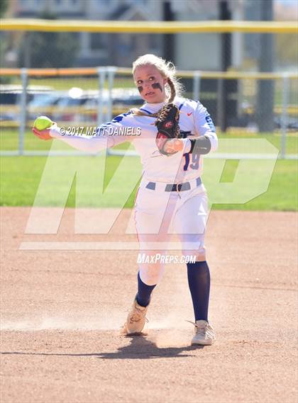 Thumbnail 1 in Legend vs. Rock Canyon (CHSAA 5A Region 2 Playoff) photogallery.