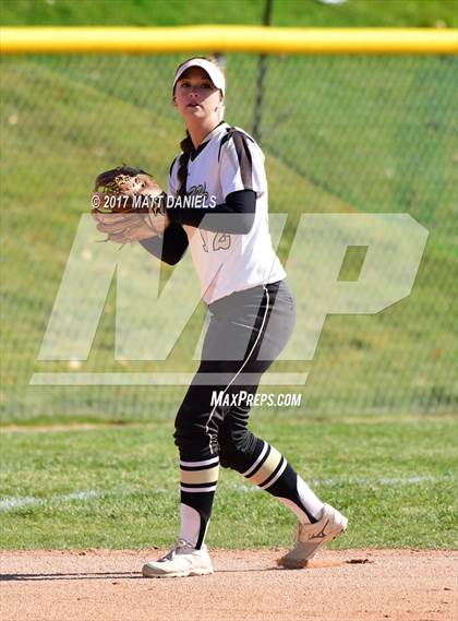 Thumbnail 3 in Legend vs. Rock Canyon (CHSAA 5A Region 2 Playoff) photogallery.