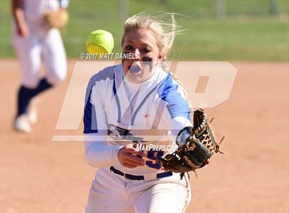 Thumbnail 3 in Legend vs. Rock Canyon (CHSAA 5A Region 2 Playoff) photogallery.