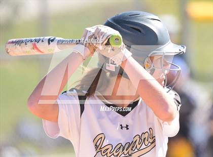 Thumbnail 2 in Legend vs. Rock Canyon (CHSAA 5A Region 2 Playoff) photogallery.