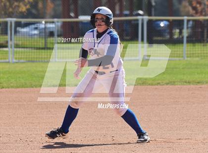 Thumbnail 2 in Legend vs. Rock Canyon (CHSAA 5A Region 2 Playoff) photogallery.