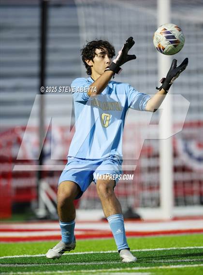 Thumbnail 1 in Rock Canyon @ Regis Jesuit photogallery.