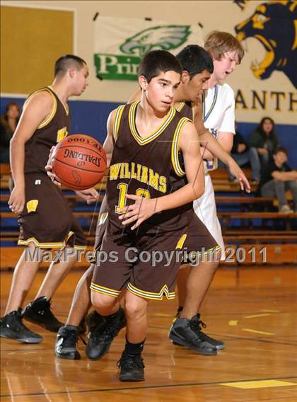 Thumbnail 2 in Williams vs. Faith Christian (Irene Wells Memorial Invitational) photogallery.