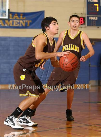 Thumbnail 3 in Williams vs. Faith Christian (Irene Wells Memorial Invitational) photogallery.