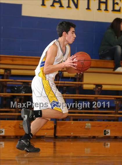 Thumbnail 1 in Williams vs. Faith Christian (Irene Wells Memorial Invitational) photogallery.