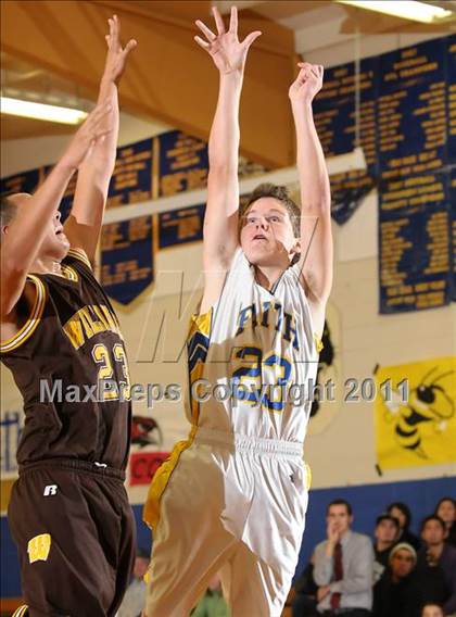 Thumbnail 3 in Williams vs. Faith Christian (Irene Wells Memorial Invitational) photogallery.