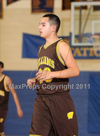 Thumbnail 2 in Williams vs. Faith Christian (Irene Wells Memorial Invitational) photogallery.