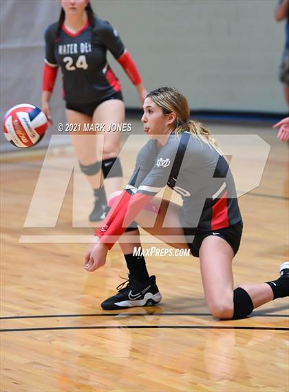 Thumbnail 1 in Bishop Gorman vs. Mater Dei (Nike Tournament of Champions)   photogallery.