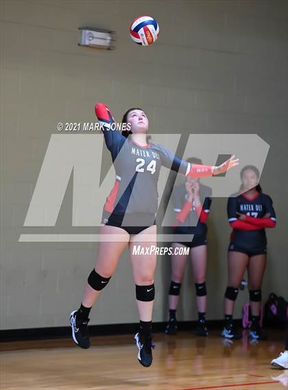 Thumbnail 2 in Bishop Gorman vs. Mater Dei (Nike Tournament of Champions)   photogallery.