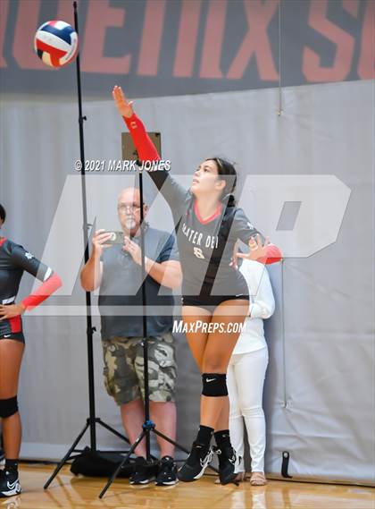 Thumbnail 2 in Bishop Gorman vs. Mater Dei (Nike Tournament of Champions)   photogallery.