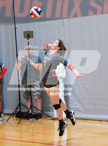 Thumbnail 1 in Bishop Gorman vs. Mater Dei (Nike Tournament of Champions)   photogallery.