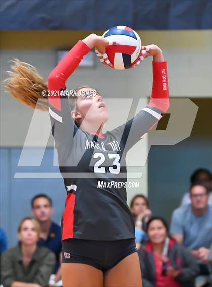 Thumbnail 3 in Bishop Gorman vs. Mater Dei (Nike Tournament of Champions)   photogallery.
