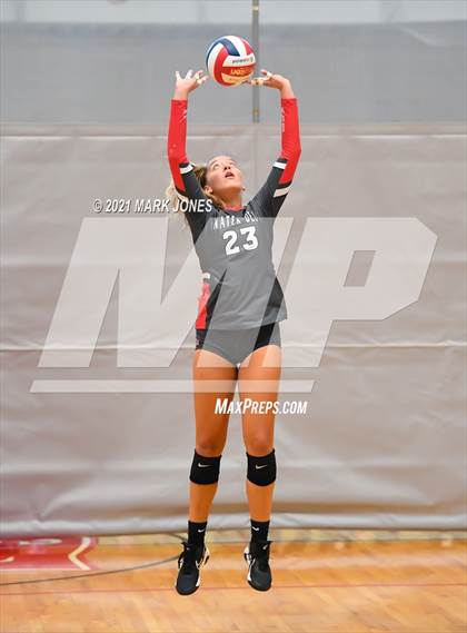 Thumbnail 2 in Bishop Gorman vs. Mater Dei (Nike Tournament of Champions)   photogallery.