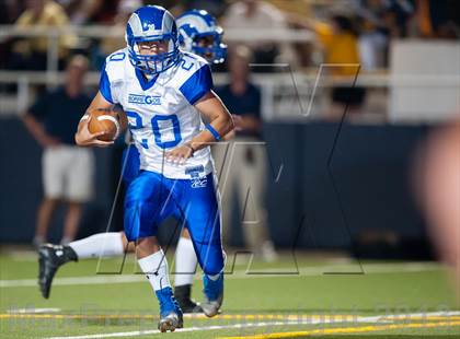 Thumbnail 1 in Prepa Tech vs Highland Park photogallery.