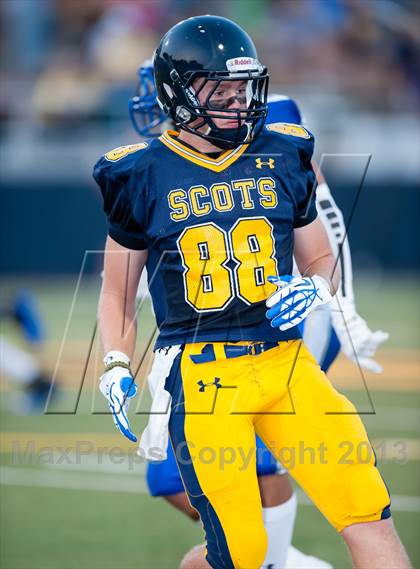 Thumbnail 3 in Prepa Tech vs Highland Park photogallery.