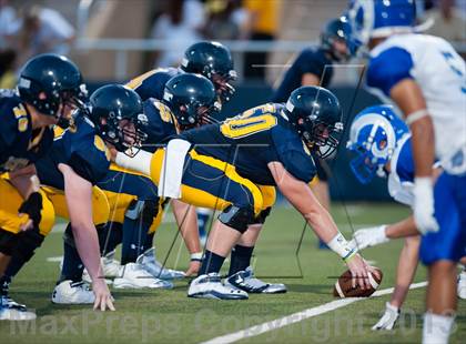 Thumbnail 2 in Prepa Tech vs Highland Park photogallery.