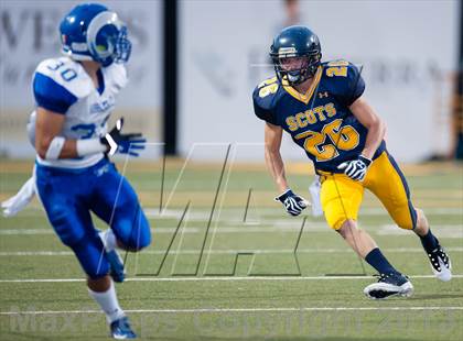 Thumbnail 2 in Prepa Tech vs Highland Park photogallery.