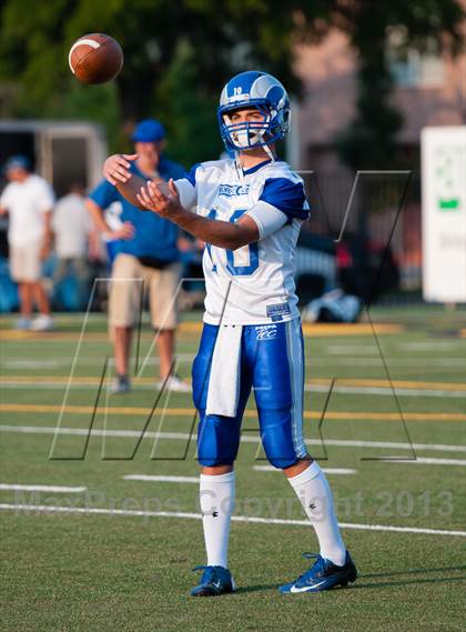 Thumbnail 3 in Prepa Tech vs Highland Park photogallery.