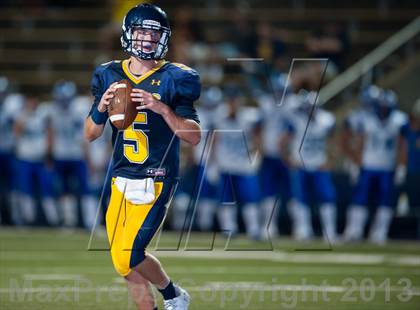 Thumbnail 3 in Prepa Tech vs Highland Park photogallery.