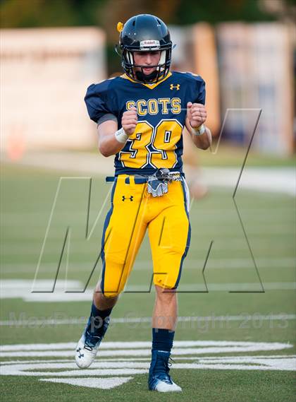 Thumbnail 2 in Prepa Tech vs Highland Park photogallery.