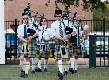 Thumbnail 2 in Prepa Tech vs Highland Park photogallery.