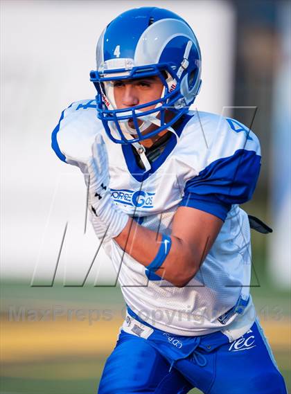 Thumbnail 3 in Prepa Tech vs Highland Park photogallery.