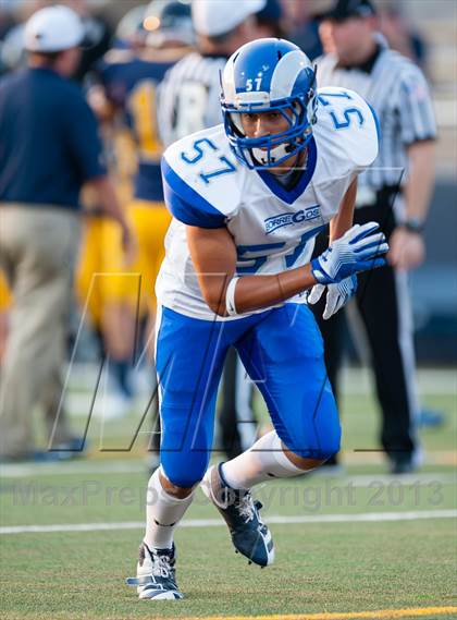 Thumbnail 2 in Prepa Tech vs Highland Park photogallery.