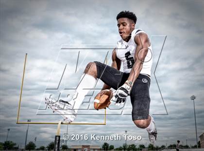Thumbnail 2 in Steele (2016 Preseason Top 25 Early Contenders Photo Shoot)  photogallery.
