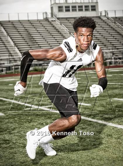 Thumbnail 2 in Steele (2016 Preseason Top 25 Early Contenders Photo Shoot)  photogallery.