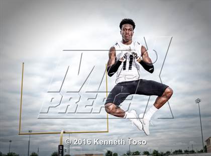 Thumbnail 1 in Steele (2016 Preseason Top 25 Early Contenders Photo Shoot)  photogallery.