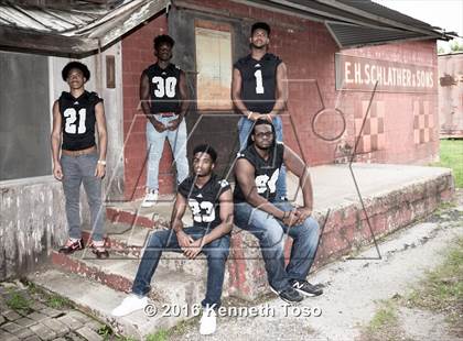 Thumbnail 3 in Steele (2016 Preseason Top 25 Early Contenders Photo Shoot)  photogallery.