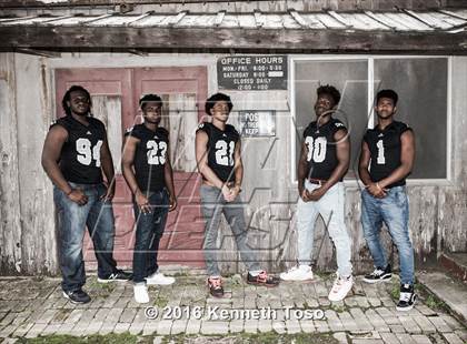 Thumbnail 1 in Steele (2016 Preseason Top 25 Early Contenders Photo Shoot)  photogallery.
