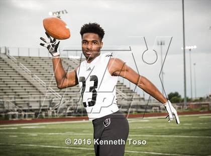 Thumbnail 2 in Steele (2016 Preseason Top 25 Early Contenders Photo Shoot)  photogallery.