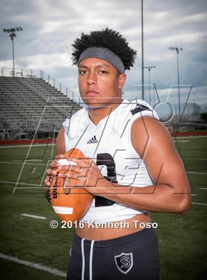 Thumbnail 2 in Steele (2016 Preseason Top 25 Early Contenders Photo Shoot)  photogallery.