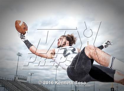 Thumbnail 2 in Steele (2016 Preseason Top 25 Early Contenders Photo Shoot)  photogallery.