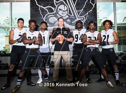 Thumbnail 1 in Steele (2016 Preseason Top 25 Early Contenders Photo Shoot)  photogallery.