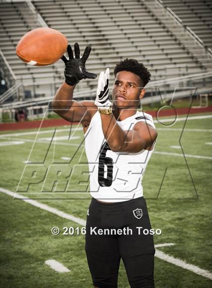 Thumbnail 3 in Steele (2016 Preseason Top 25 Early Contenders Photo Shoot)  photogallery.