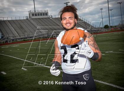 Thumbnail 1 in Steele (2016 Preseason Top 25 Early Contenders Photo Shoot)  photogallery.