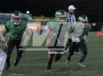 Thumbnail 2 in Cathedral Catholic vs. St. Mary's (CIF State Division 1AA Final) photogallery.