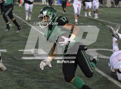 Thumbnail 2 in Cathedral Catholic vs. St. Mary's (CIF State Division 1AA Final) photogallery.