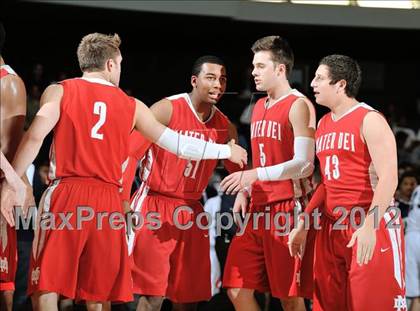 Thumbnail 2 in Mater Dei vs. Loyola (CIF SS D1AA Semifinal) photogallery.