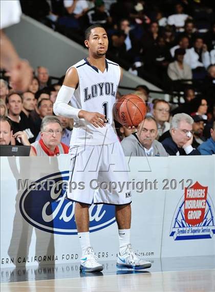 Thumbnail 1 in Mater Dei vs. Loyola (CIF SS D1AA Semifinal) photogallery.
