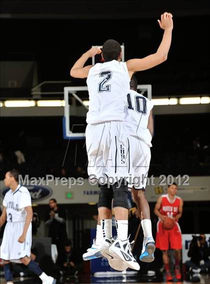 Thumbnail 2 in Mater Dei vs. Loyola (CIF SS D1AA Semifinal) photogallery.
