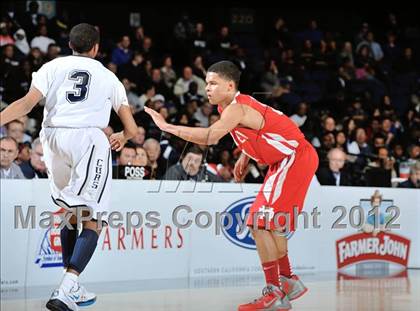 Thumbnail 1 in Mater Dei vs. Loyola (CIF SS D1AA Semifinal) photogallery.