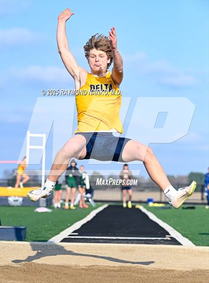 Thumbnail 1 in Pendleton Heights at Delta (Long Jump) photogallery.