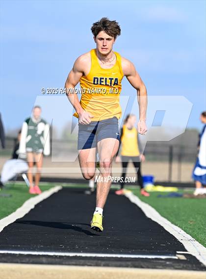 Thumbnail 3 in Pendleton Heights at Delta (Long Jump) photogallery.