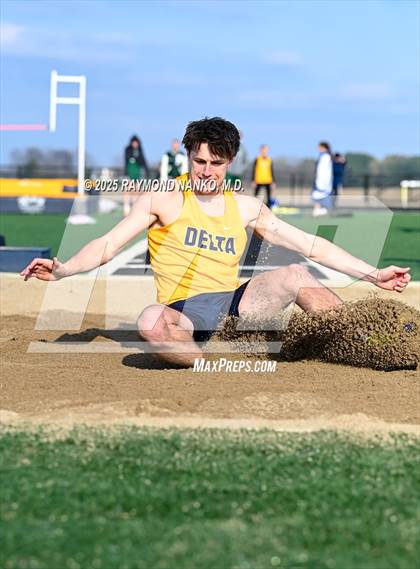Thumbnail 3 in Pendleton Heights at Delta (Long Jump) photogallery.