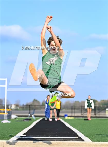 Thumbnail 1 in Pendleton Heights at Delta (Long Jump) photogallery.