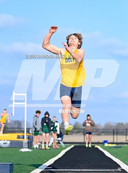 Thumbnail 2 in Pendleton Heights at Delta (Long Jump) photogallery.